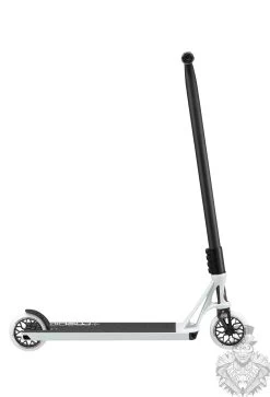 BLUNT PRODIGY X Street Scooter – White Street -Scooters & Skateboards Prodigy X St White Side